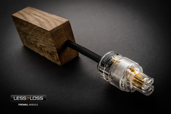 Lessloss Firewall 640 X met standaard kabel | HIFI WILBERT